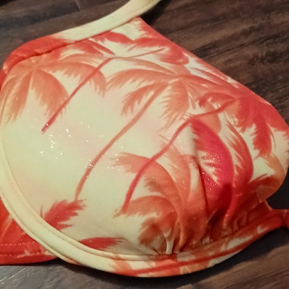 Two-piece Bikini Swimwear - Picture 3 of 7